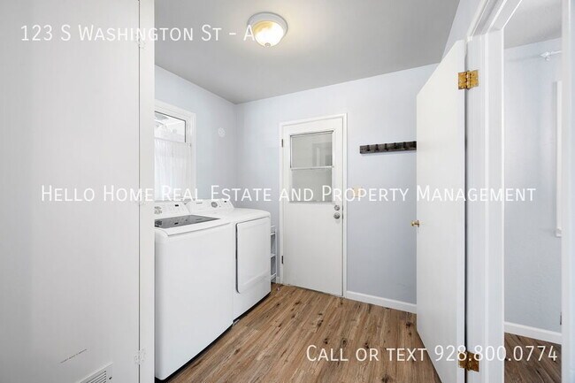 Building Photo - 123 S Washington St