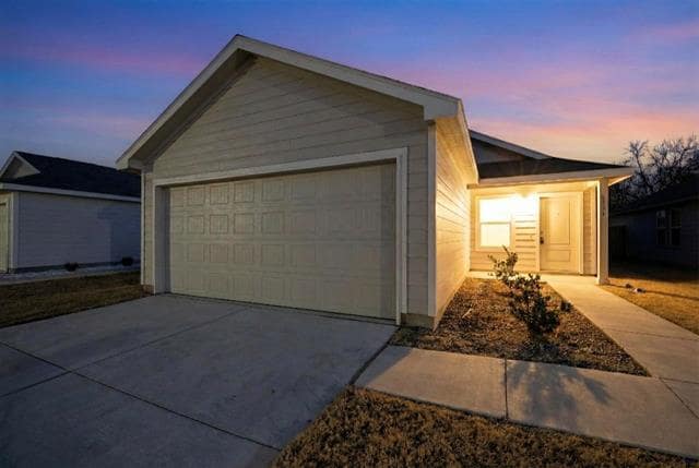 Building Photo - 6734 Highlands St