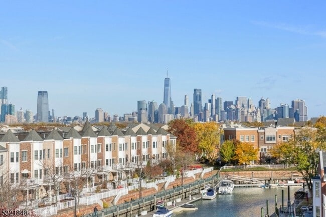 Building Photo - 1 Independence Way