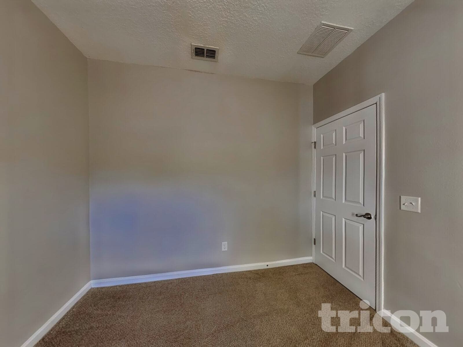 Building Photo - 95109 Cypress Trail