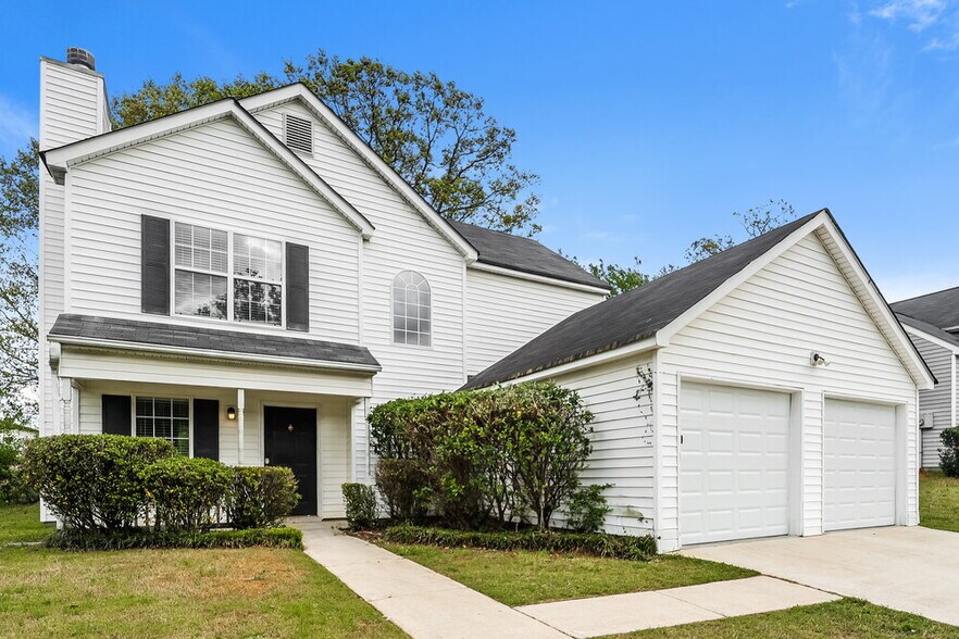 Building Photo - 7232 Sandpiper Way