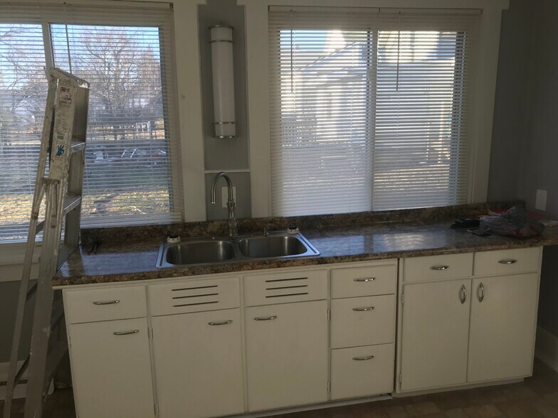 Building Photo - 734 Polk St