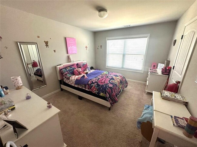 Building Photo - 4127 Water Mill Dr