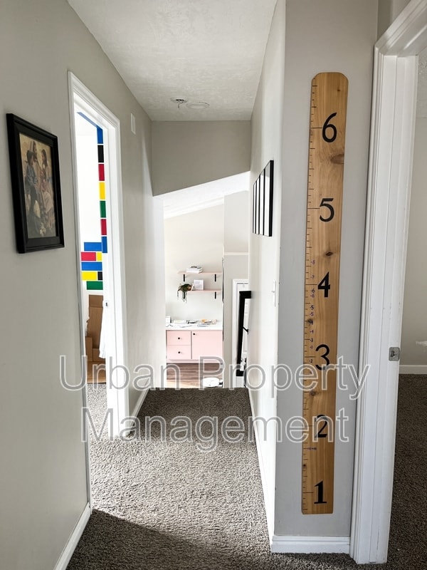 Building Photo - 734 W 2220 N