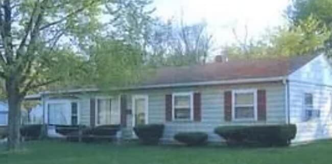 Primary Photo - 3931 Flynn St