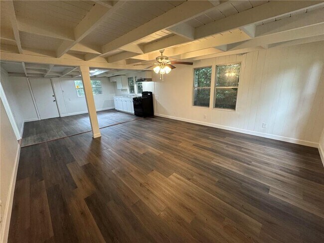 Building Photo - 2855 Gill Rd