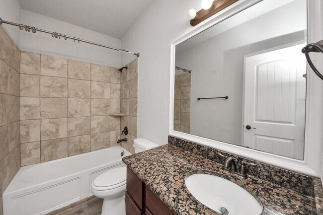 Building Photo - 2310 Brett Ct