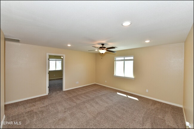Building Photo - 14717 Tierra Escape Ave