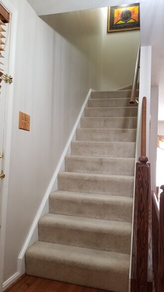 Stairs to 2nd Floor - 11956 Hollowwind Ct