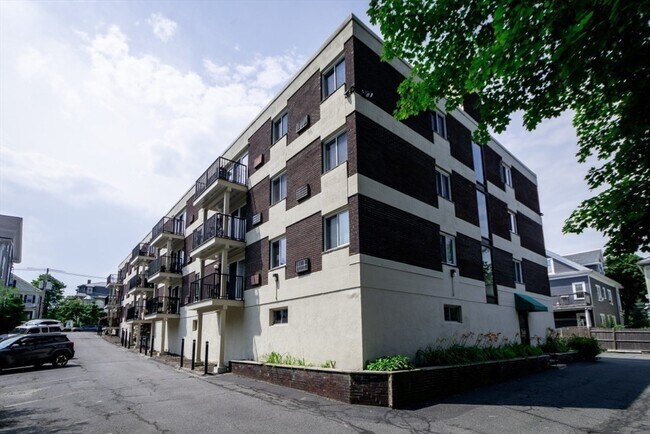 Building Photo - 245 Lafayette St