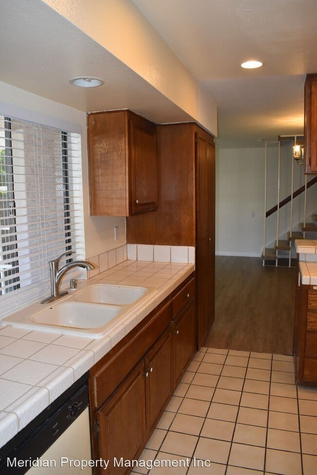 Building Photo - 3 br, 2.5 bath House - 7914 Playmor Terrace