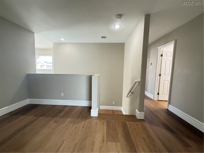 Building Photo - 9731 Valmeyer Ave