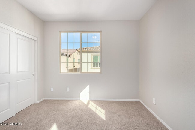 Building Photo - 1677 E Chelsea Ln