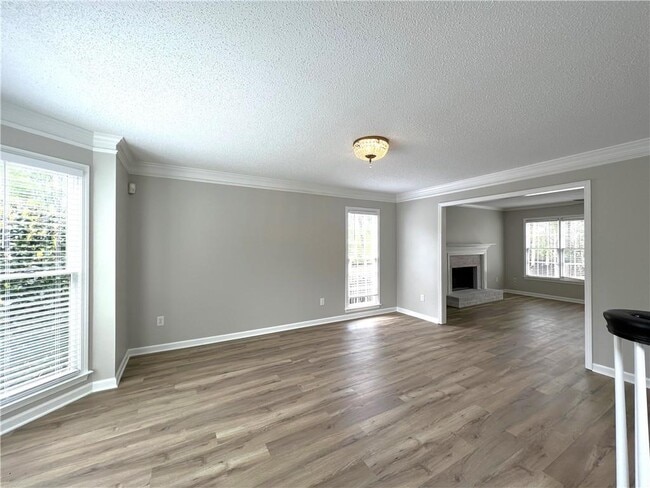 Building Photo - 12560 Crabapple Chase Dr