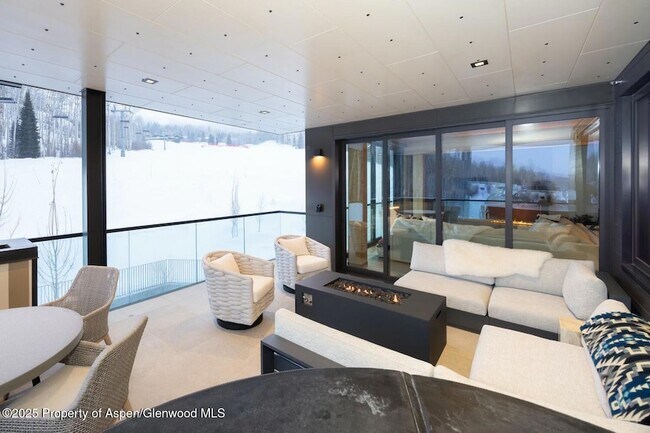 Building Photo - 180 Wood Rd