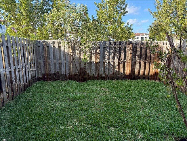 Building Photo - 607 NE 208th Terrace