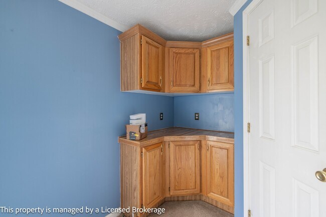 Building Photo - 40915 Deer Haven Dr