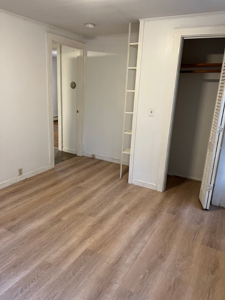 Building Photo - 5 Cogswell Ave