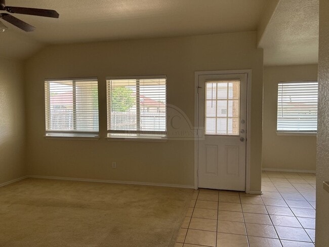 Building Photo - 5302 Jitterbug Ct
