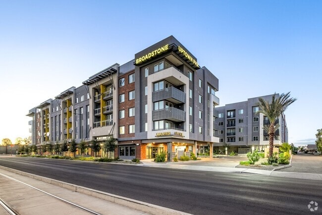 Building Photo - Broadstone Uptown PHX