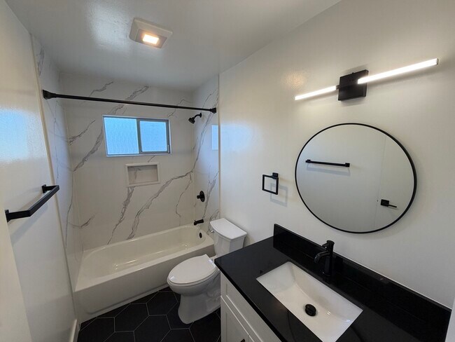 Building Photo - 14433 Bancroft Ave