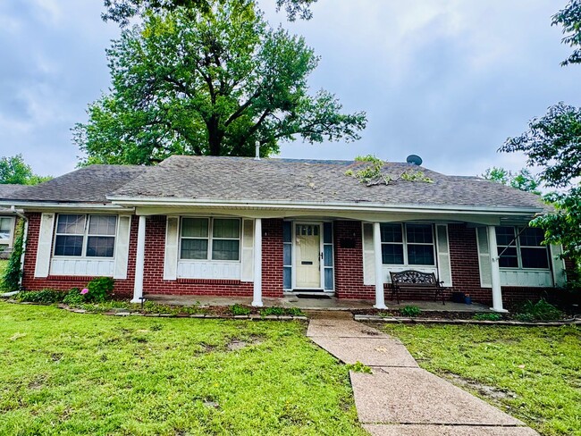 Primary Photo - Beautiful corner lot. This home is very sp...