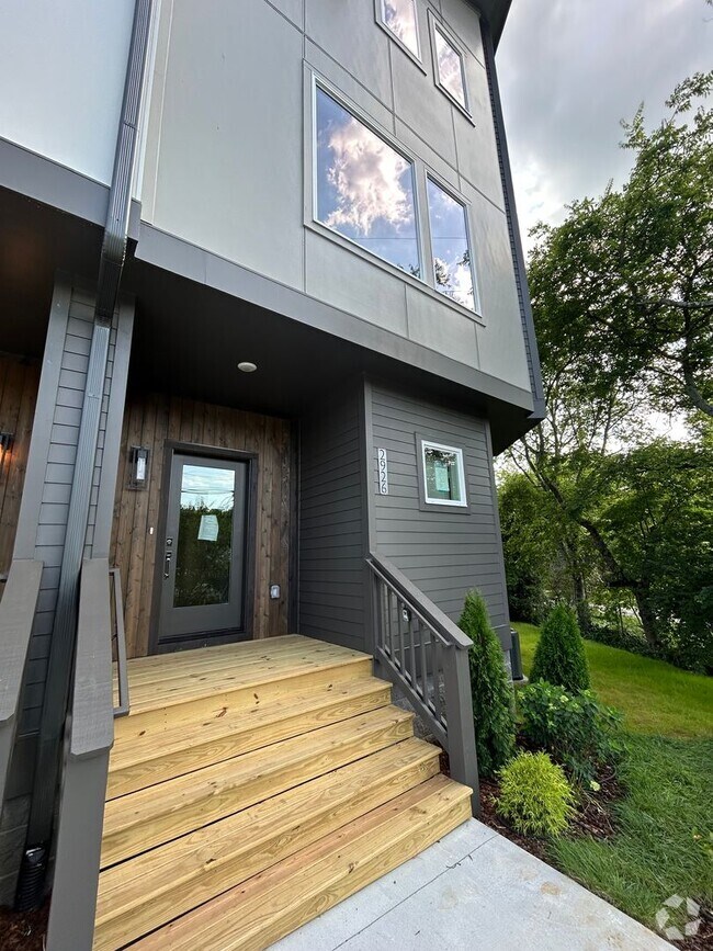 Building Photo - Amazing New Construction North Nashville!
