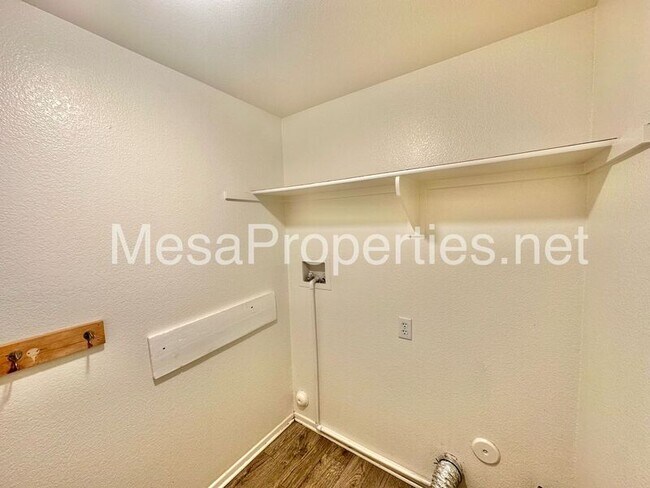 Building Photo - 14747 Carter Rd