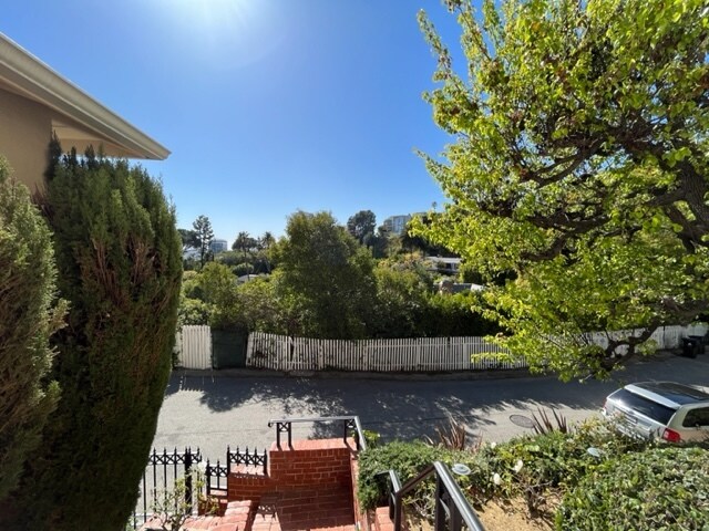 Building Photo - 8967 St Ives Dr