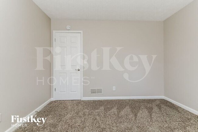 Building Photo - 334 McKees Rock Ln