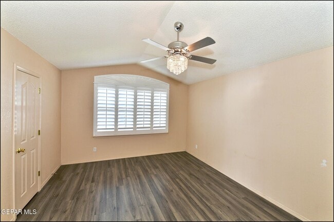 Building Photo - 1416 Stone Canyon Way