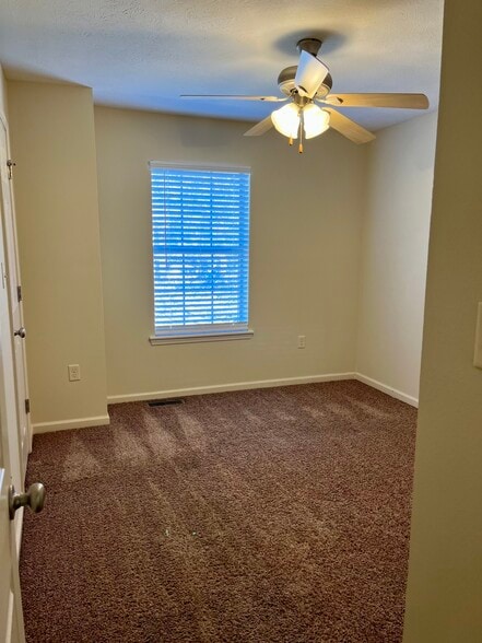 Building Photo - 1530 Davis St