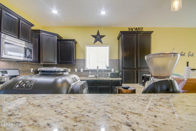 Building Photo - 14600 Christian Castle