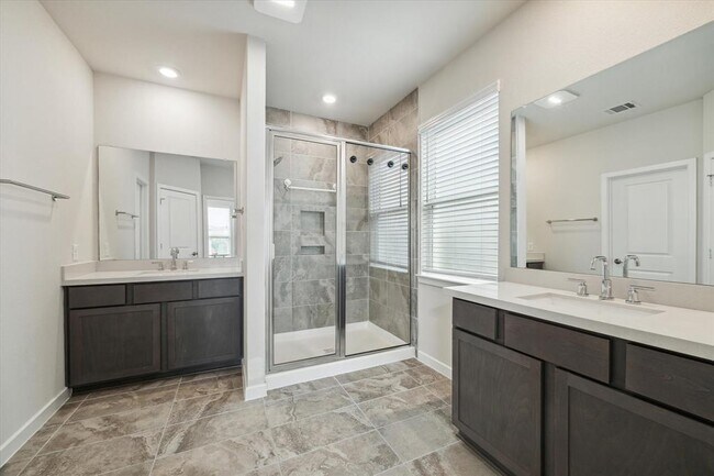Building Photo - 9219 Edgeberry Dr