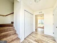 Building Photo - 76 Filbert Dr
