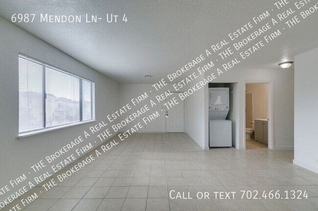 Building Photo - 6987 Mendon Ln