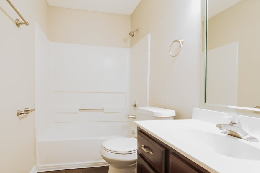 Building Photo - 8682 Cat Tail Dr