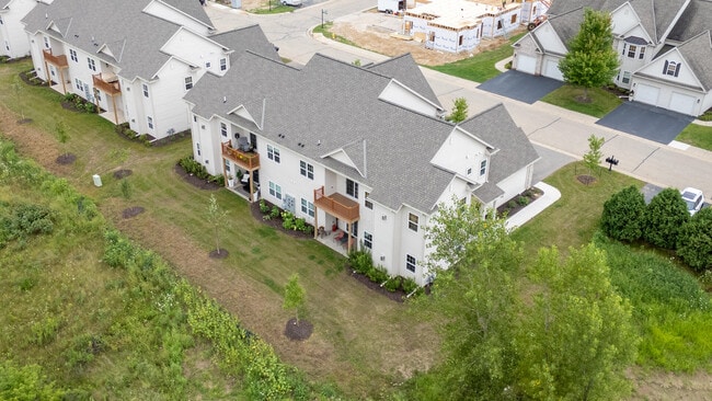 Building Photo - 1820 Horseshoe Ln