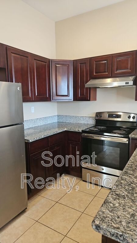 Building Photo - 4808 Francisco Verrette Dr