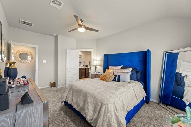 Building Photo - 7526 Highland Chase Dr