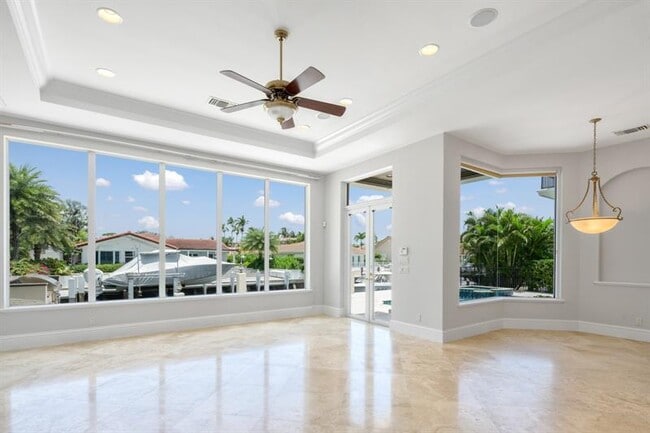 Building Photo - 501 Golden Harbour Dr