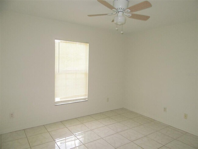 Building Photo - 2716 Vogler Ln