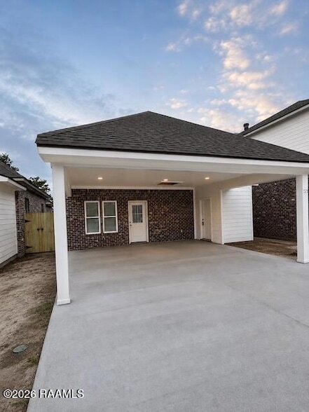 Building Photo - 118 Millie Park Dr