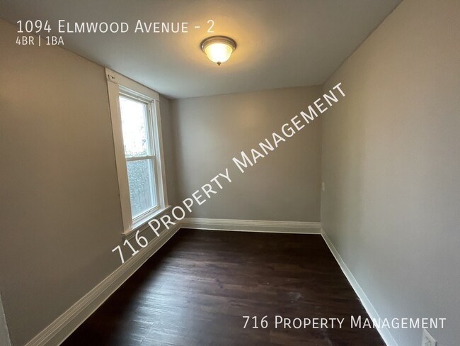 Building Photo - Spacious 4 bedroom right in Elmwood Village!