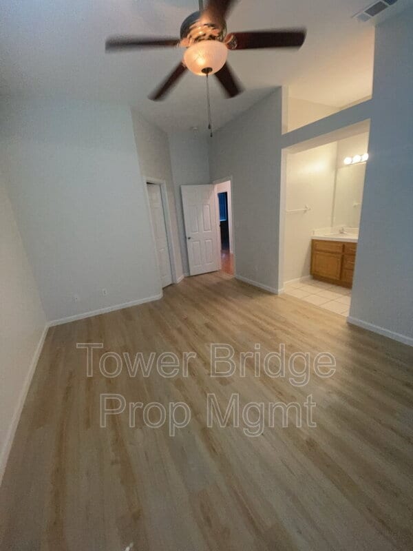 Building Photo - 1515 Knight Ct