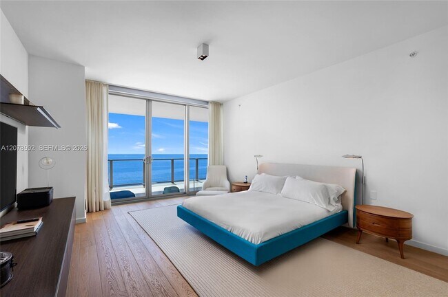 Building Photo - 360 Ocean Dr