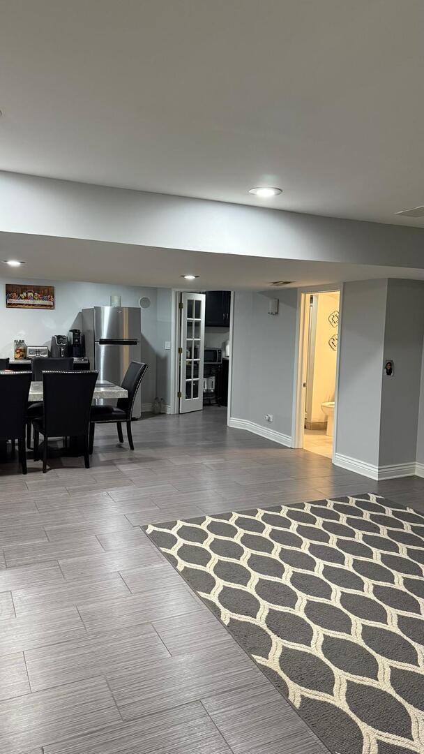 Building Photo - 2727 Sweetbroom Ct