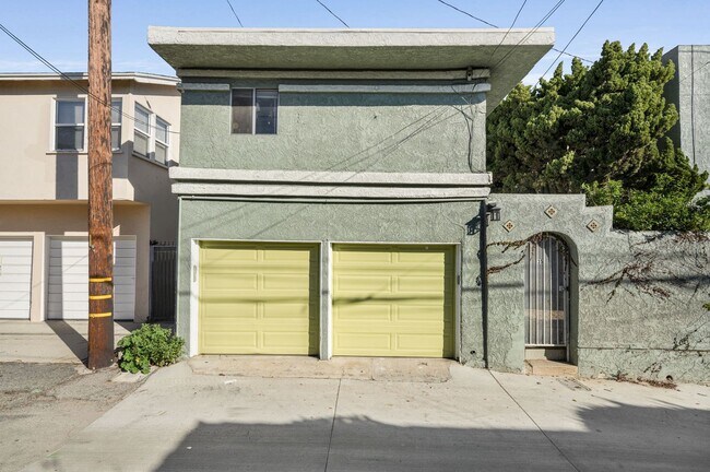 Building Photo - 35-35 Kennebec Ave