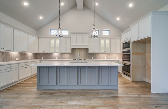 Building Photo - 28518 Jade Springs Ln