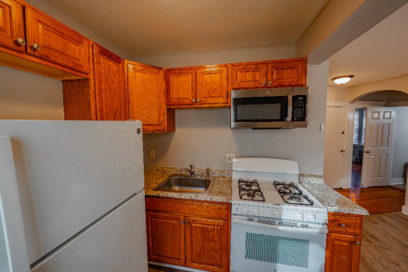 Building Photo - 22 Warren St